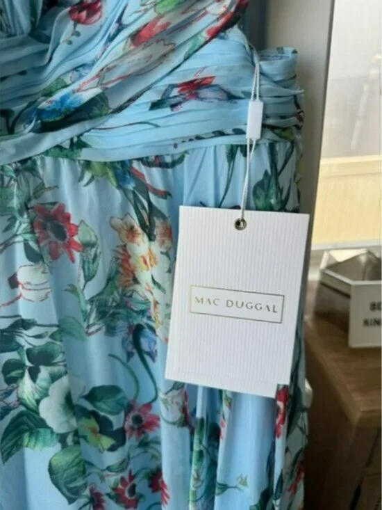 Mac Duggal Blue Chiffon V-Neck Sleeveless Cut-Out Lace Up Back Gown - Picture 6 of 8